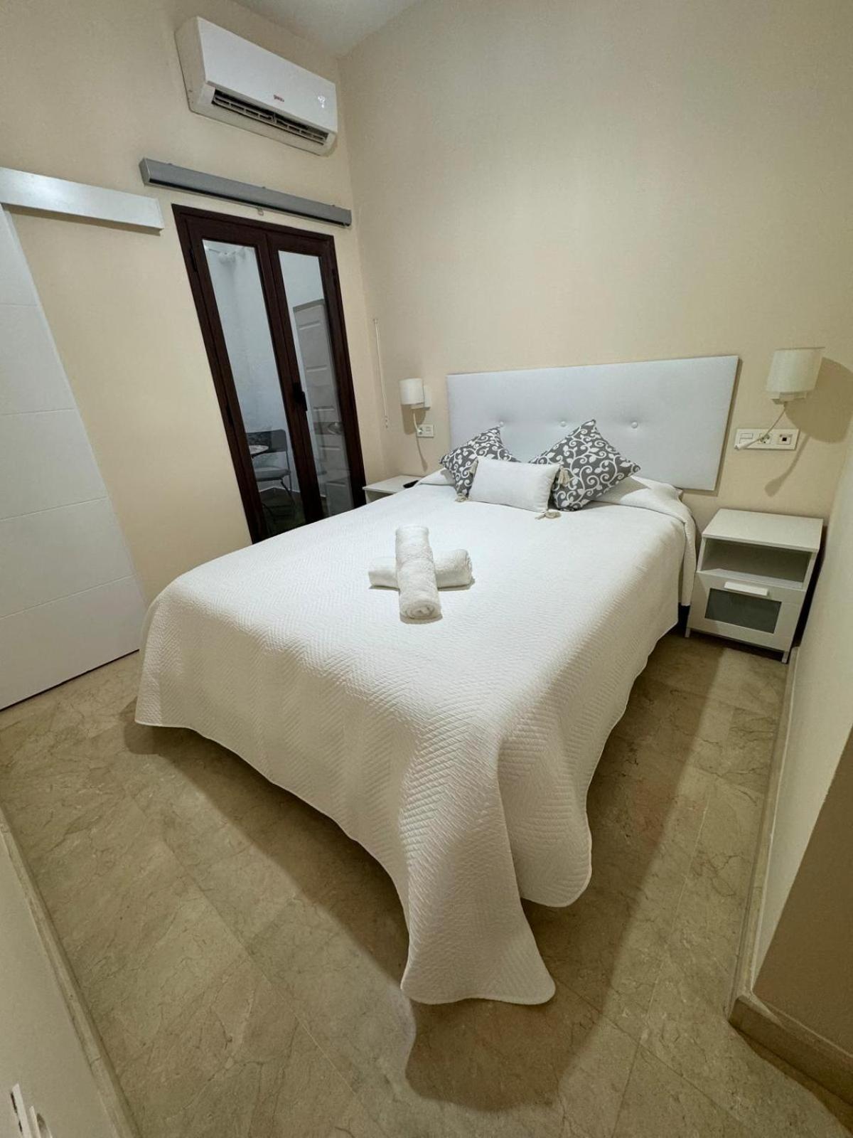 Apartamento En Lumbreras-Alameda Sevilla Bagian luar foto