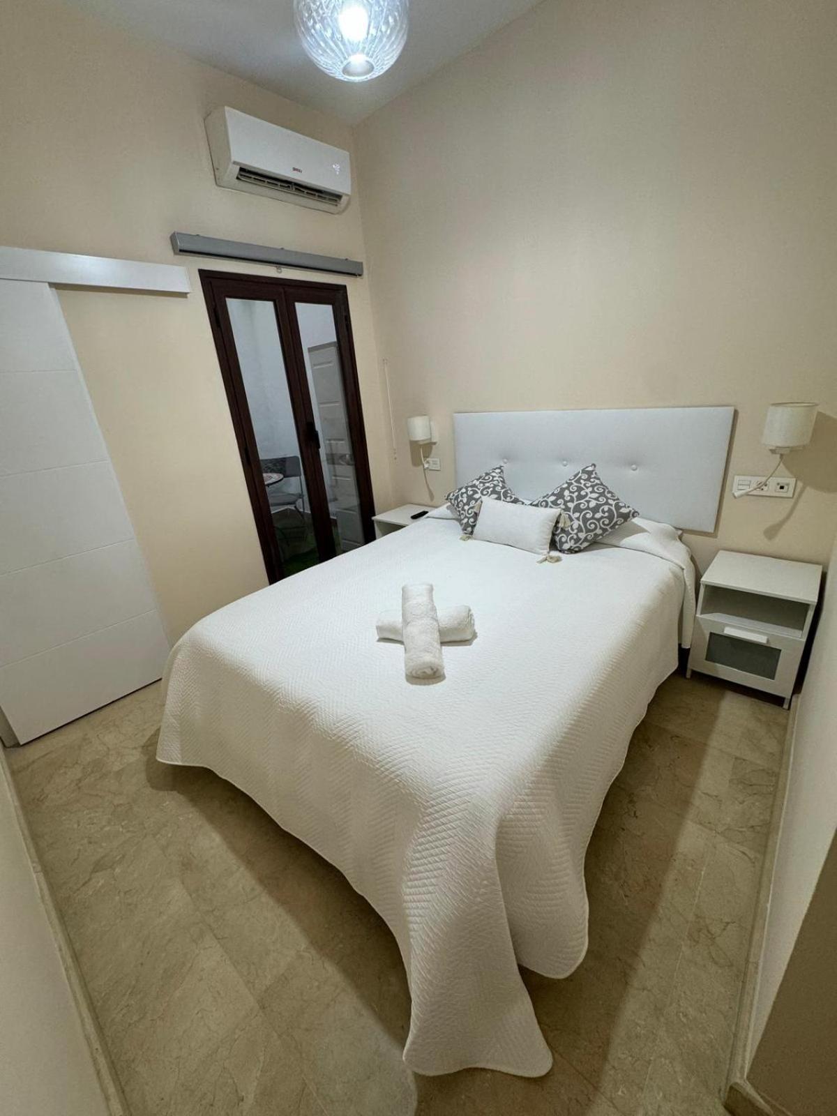 Apartamento En Lumbreras-Alameda Sevilla Bagian luar foto