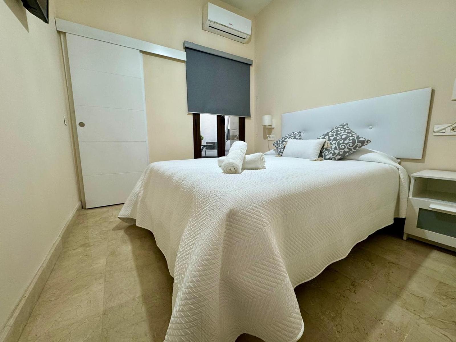 Apartamento En Lumbreras-Alameda Sevilla Bagian luar foto