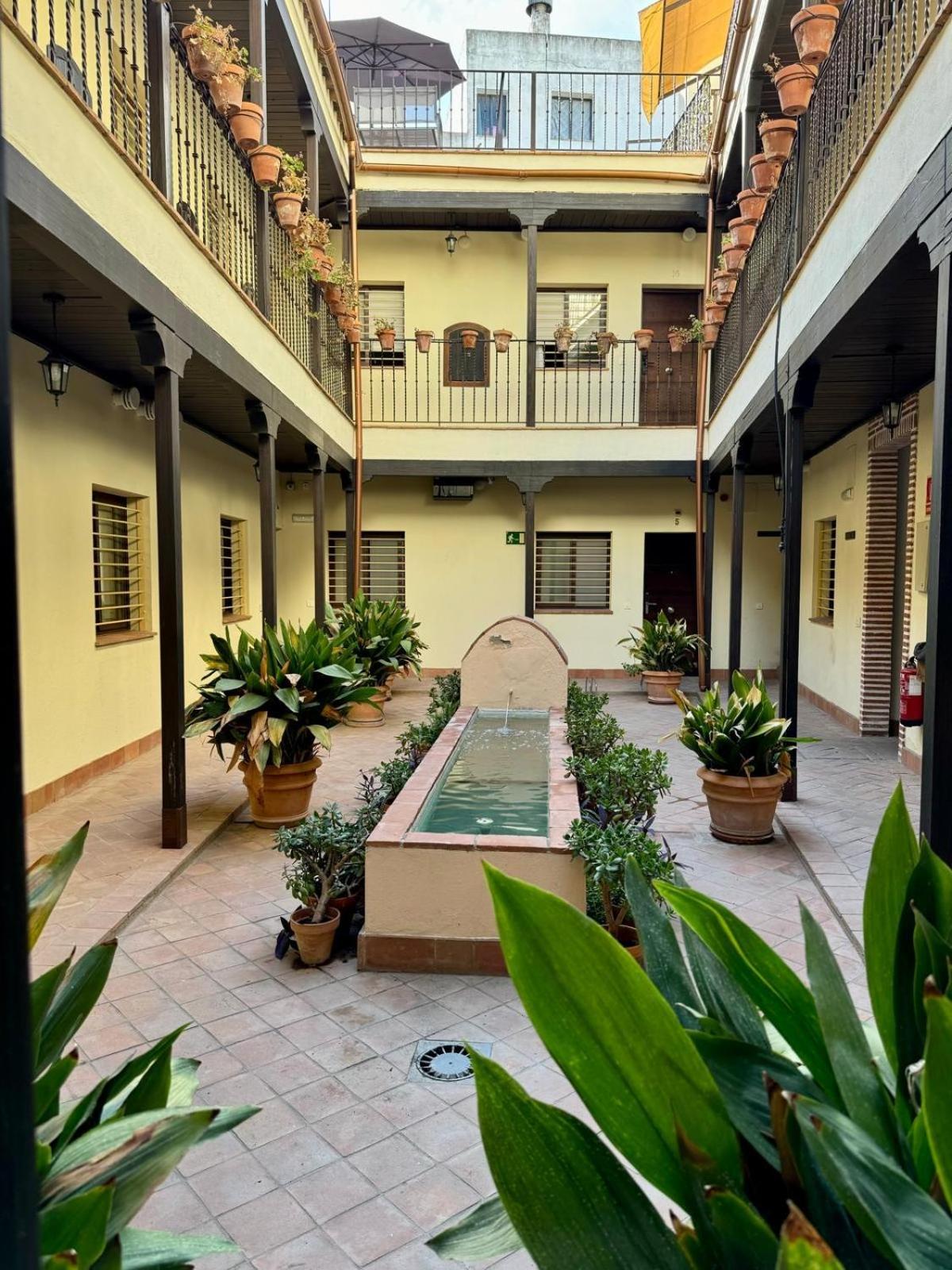 Apartamento En Lumbreras-Alameda Sevilla Bagian luar foto